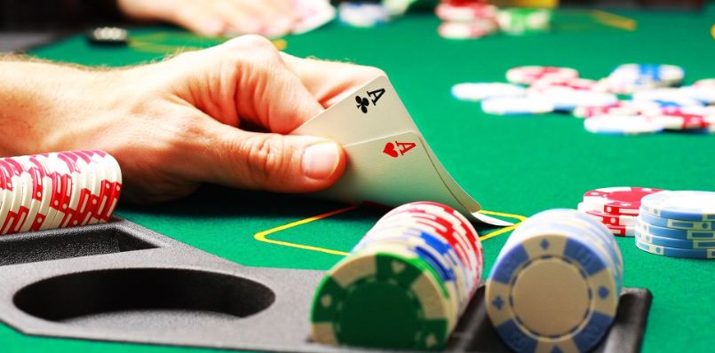 Bạn nên bổ sung thêm kỹ năng, kinh nghiệm mỗi khi tham gia chơi Mot88 poker.
